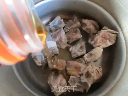 Make Chicken-crunch broth step 1