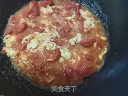 Make Tomato fried eggs step 6