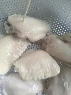 Make Chicken wings in Orleans step 2