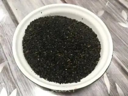 Make Homemade black sesame sauce step 0