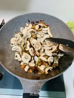 Make Fried mushrooms step 3