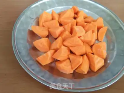 Make Red apricot carrots step 1