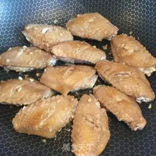 Make Garlic chicken wings step 2