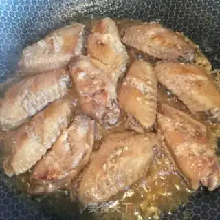 Make Garlic chicken wings step 4