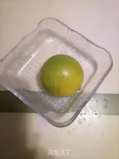 Make Honey lemon mint tea step 1
