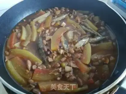 Make Fish-dried peanut-drink watermelon sauce step 5