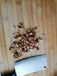 Make Red sugar with a bouquet step 2