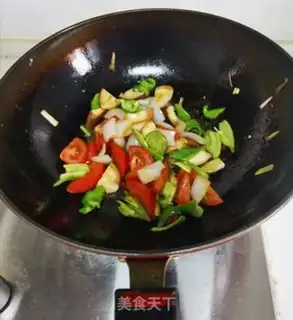 Make Onion molluscs fried eggs step 5