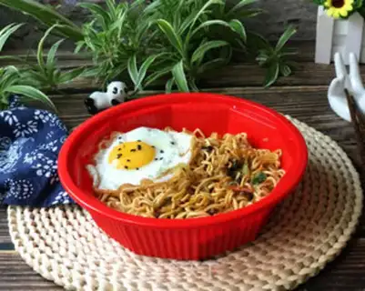 Make Egg sauce noodles step 8