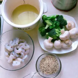Make Shrimp slurry quinoa step 0