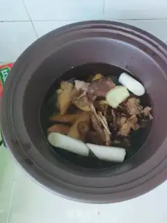 Make Chicken soup with mushrooms step 3