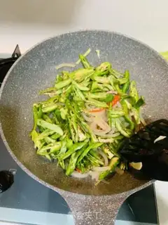 Make Sprinkled pig skin step 6