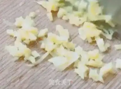 Make Garlic chicken chops step 1