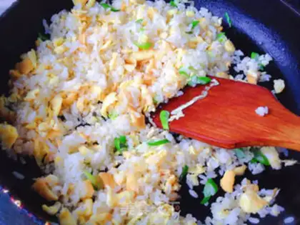 Make Egg fried rice step 5