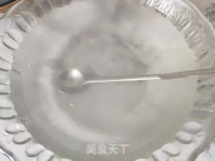 Make Red sugar ice powder step 1