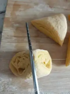 Make Pumpkin rolls step 10