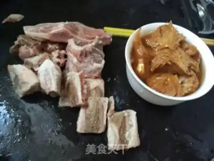 Make Monkey mushroom cavity soup step 0