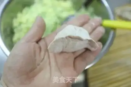 Make Egg cabbage brown wheat dumplings step 11