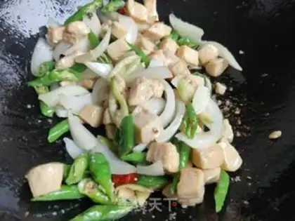 Make Onion pepper fried chicken step 17