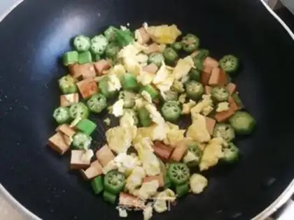 Make Scrambled eggs step 6