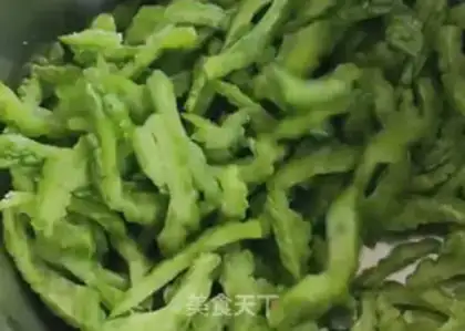 Make Emerald bitter melon step 0