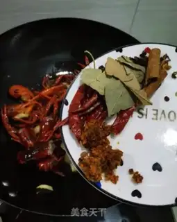 Make Spicy lobster step 3