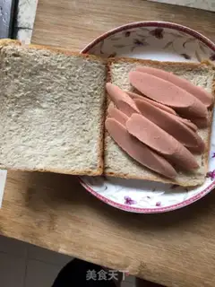 Make Ham sausage toast step 1