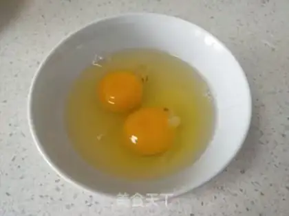 Make Autumn fried eggs step 3