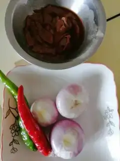 Make Onion fried liver step 0