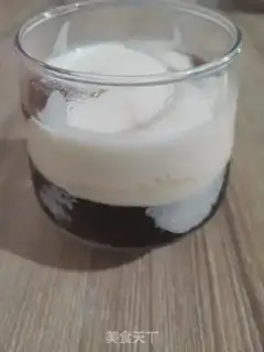 Make The yogurt hit the black powder step 4