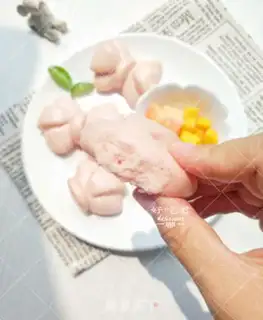 Make Butterfly buns step 16