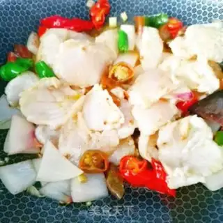 Make Red-burned salsa step 9