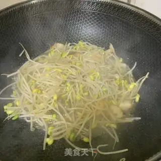 Make A sprout fan step 3