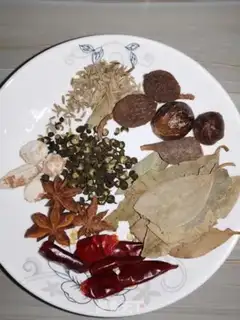 Make Five saline peanuts step 0