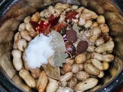 Make Five saline peanuts step 2