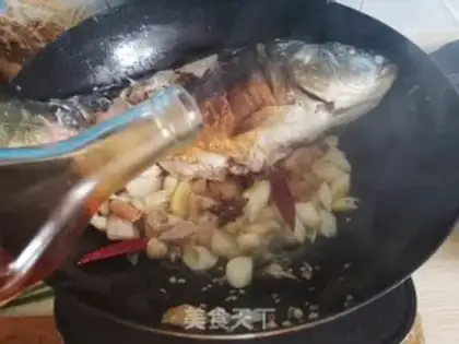 Make Iron-pot fish step 8