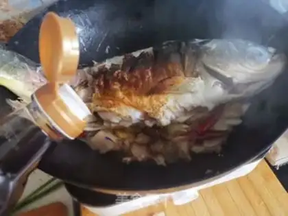 Make Iron-pot fish step 9