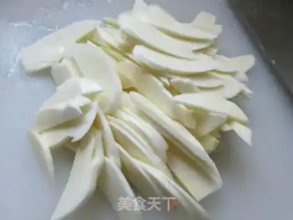 Make The mushroom peppers are white step 2