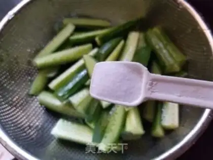 Make Wood and cucumber step 3
