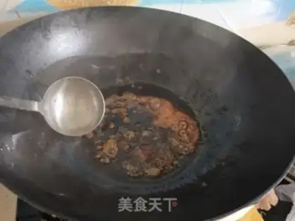 Make Red chicken wings and mushrooms step 5