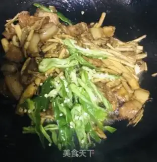 Make Tea mushroom fried meat step 7