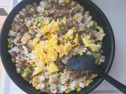 Make Beef fried rice step 6