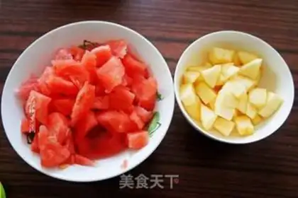 Make Fresh apple watermelon juice step 1