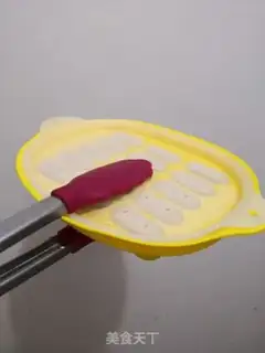 Make The good donkey rolls step 3