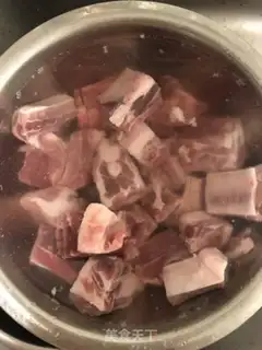 Make Pork chops, mushroom powder step 0