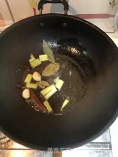 Make Pork chops, mushroom powder step 4