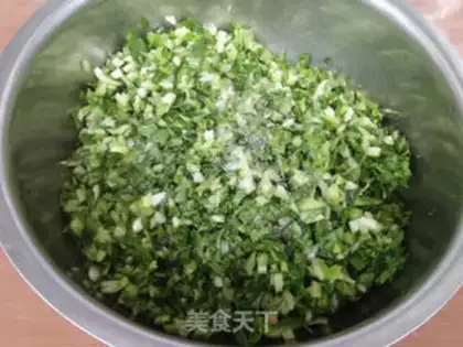 Make ♪ The greasy egg ♪ step 4