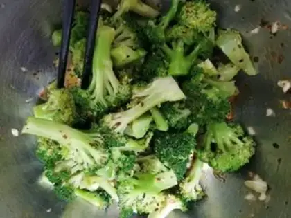 Make Suspended broccoli step 2