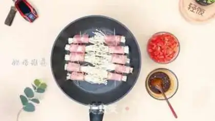 Make Tomato-cream bacon step 4