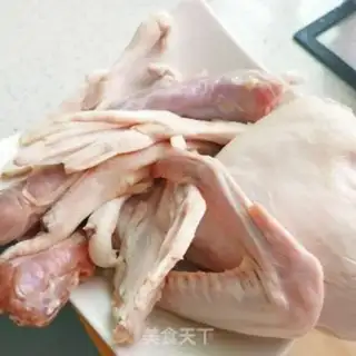 Make Four red ducks step 0